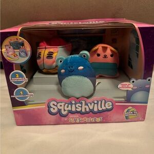 Squishmallows Squishville Back To School Playset - NIB -Sneakers & Backpack